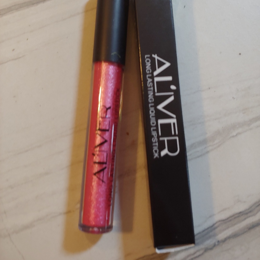 Al'iver long lasting liquid gloss lipstick (pink)